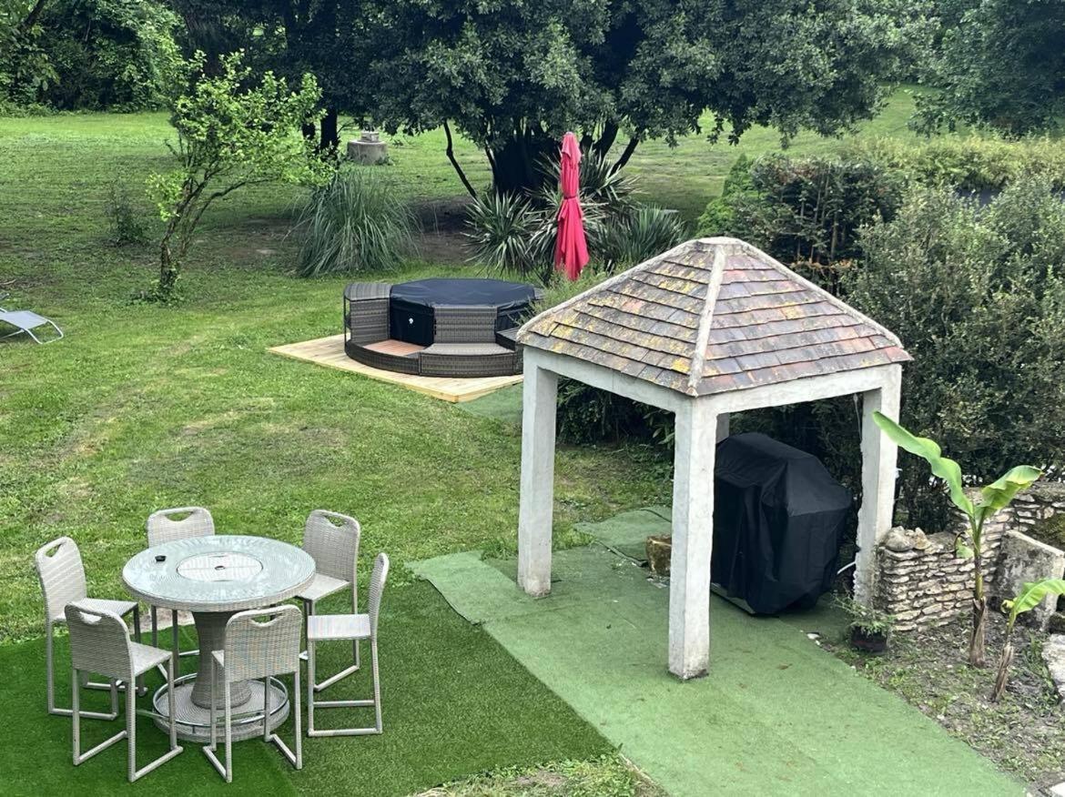 Gite La Plume Amboise Bagian luar foto